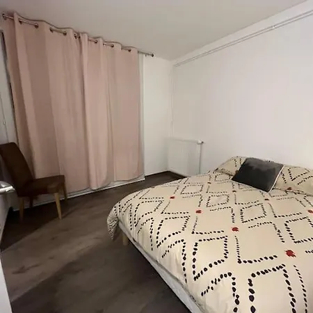 Le Grand Arc, Proche Centre Apartmán